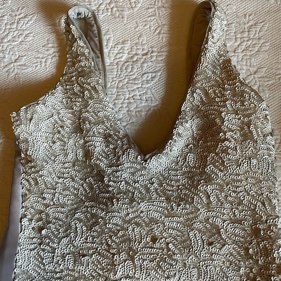 Halston Heritage sequined gown - Picture 6 of 9